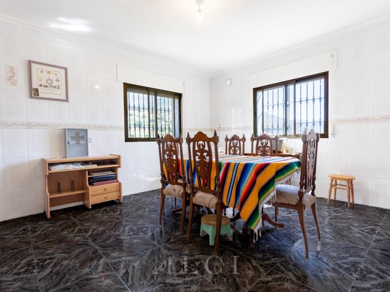 6 soverom Villa til salgs i Sedella - € 499 000 (Ref: 10048958)
