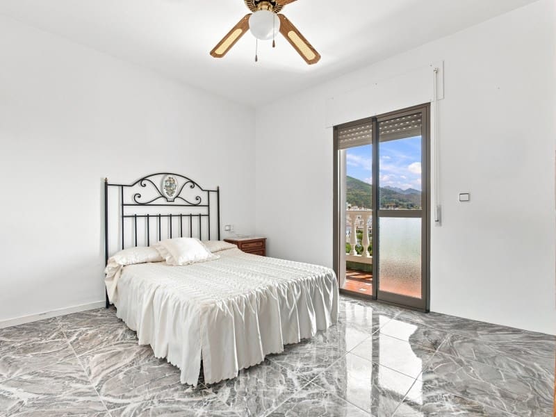 6 soverom Villa til salgs i Sedella - € 499 000 (Ref: 10048958)