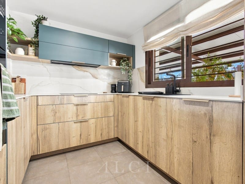 3 Zimmer Villa zu verkaufen in Almayate mit Pool - 520.000 € (Ref: 10058793)