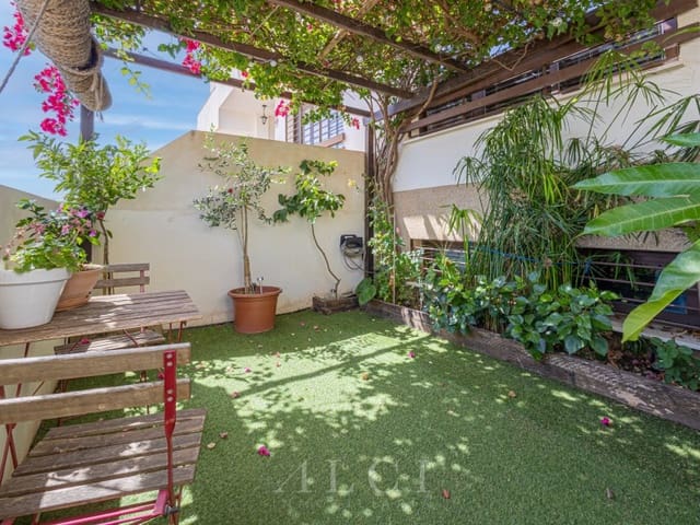 Chalet de 3 habitaciones en Almayate, Vélez-Málaga en venta con piscina - 495.000 € (Ref: 10058793)