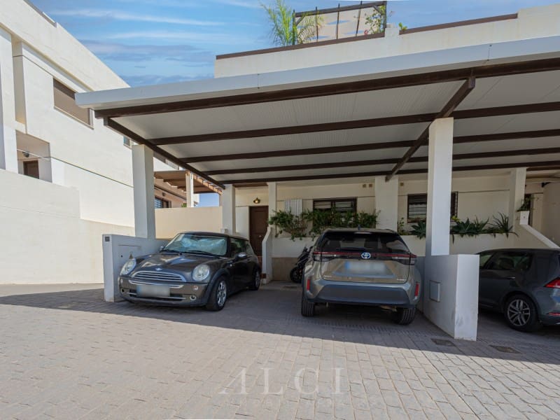 3 bedroom Villa for sale in Almayate with pool garage - € 495,000 (Ref: 10058793)