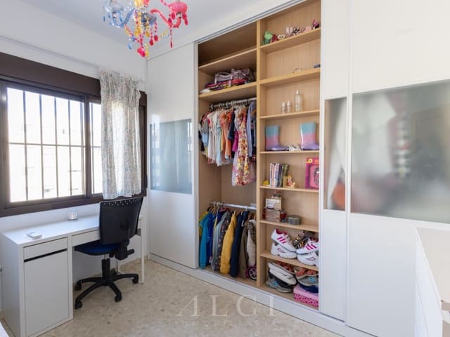2 soverom Leilighet til salgs i Vélez-Málaga med garasje - € 249 900 (Ref: 10067702)