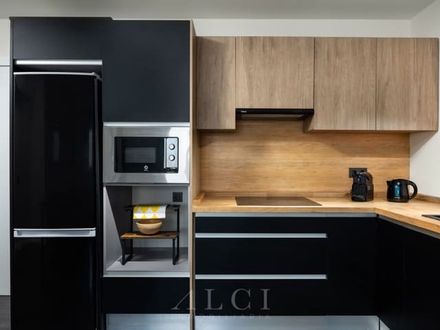 Piso de 1 habitación en Rincón de la Victoria en alquiler - 1.100 € (Ref: 10081107)
