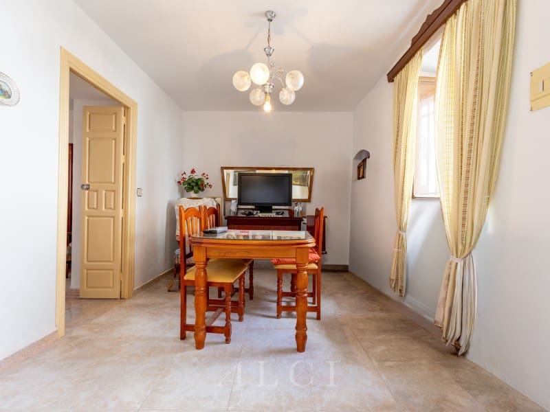 5 quarto Casa em Banda para venda em Periana com garagem - 175 000 € (Ref: 10100121)