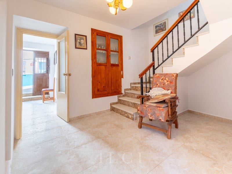 5 quarto Casa em Banda para venda em Periana com garagem - 175 000 € (Ref: 10100121)