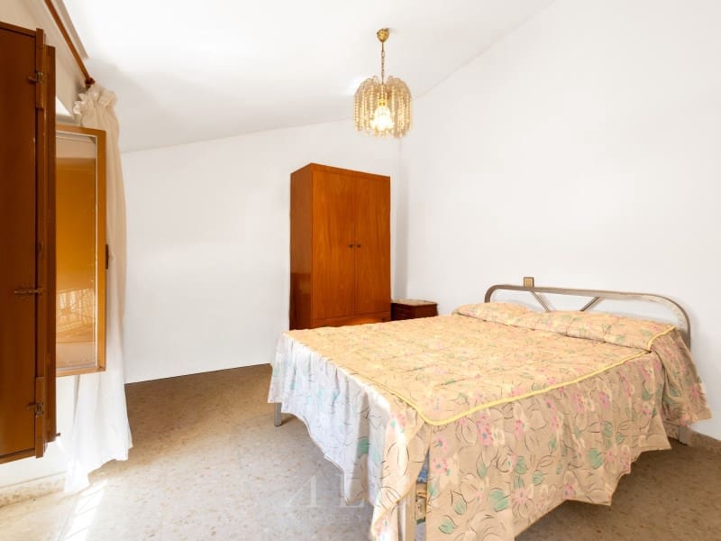5 quarto Casa em Banda para venda em Periana com garagem - 175 000 € (Ref: 10100121)