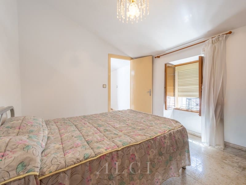 5 quarto Casa em Banda para venda em Periana com garagem - 175 000 € (Ref: 10100121)