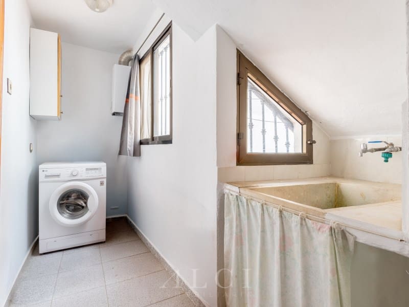 5 quarto Casa em Banda para venda em Periana com garagem - 175 000 € (Ref: 10100121)