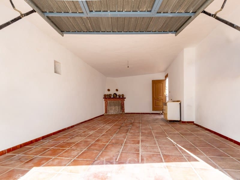 5 quarto Casa em Banda para venda em Periana com garagem - 175 000 € (Ref: 10100121)