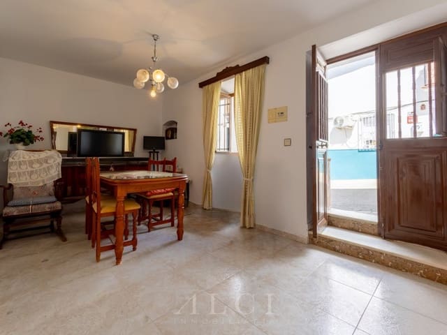 5 quarto Casa em Banda para venda em Periana com garagem - 175 000 € (Ref: 10100121)
