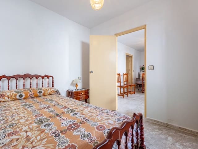 5 quarto Casa em Banda para venda em Periana com garagem - 175 000 € (Ref: 10100121)