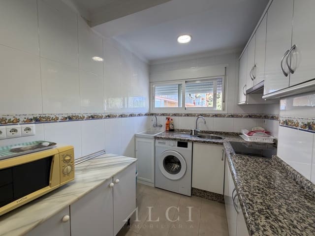 Piso de 3 habitaciones en Torre del Mar, Vélez-Málaga en venta - 250.000 € (Ref: 10119702)