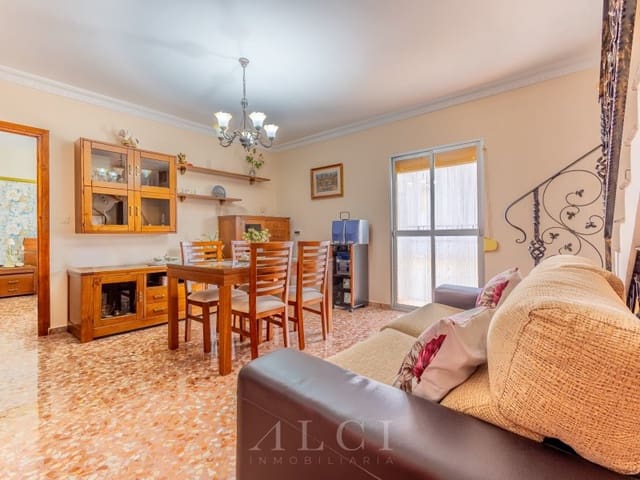4 soverom Hus til salgs i Periana med garasje - € 249 900 (Ref: 10171234)
