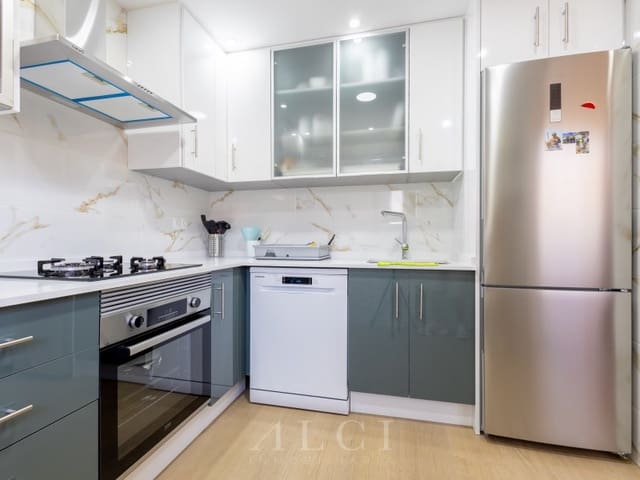 4 bedroom Townhouse for sale in Periana with garage - € 249,900 (Ref: 10171234)