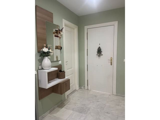4 Zimmer Villa zu verkaufen in Torre del Mar, Vélez-Málaga mit Pool Garage - 485.000 € (Ref: 10180441)
