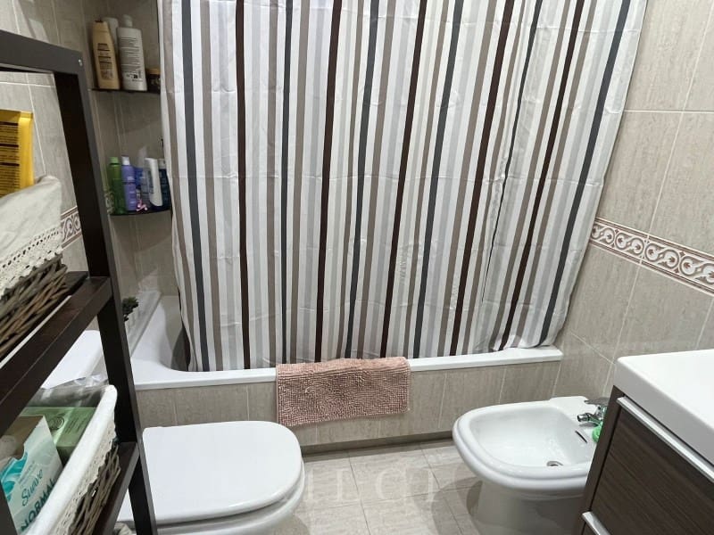 4 Zimmer Villa zu verkaufen in Torre del Mar mit Pool Garage - 485.000 € (Ref: 10180441)