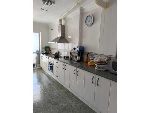 4 chambre Appartement à vendre à Torre del Mar, Vélez-Málaga - 299 000 € (Ref: 10182929)