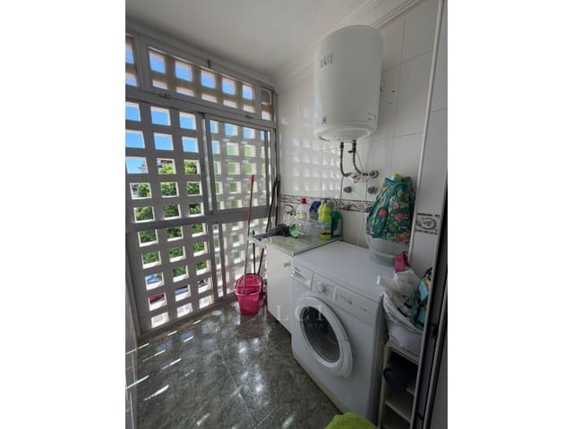 4 chambre Appartement à vendre à Torre del Mar, Vélez-Málaga - 299 000 € (Ref: 10182929)