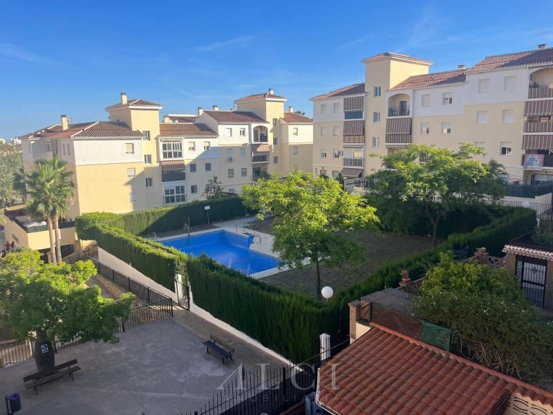 3 sovrum Lägenhet till salu i Torre del Mar med pool garage - 299 000 € (Ref: 10182930)