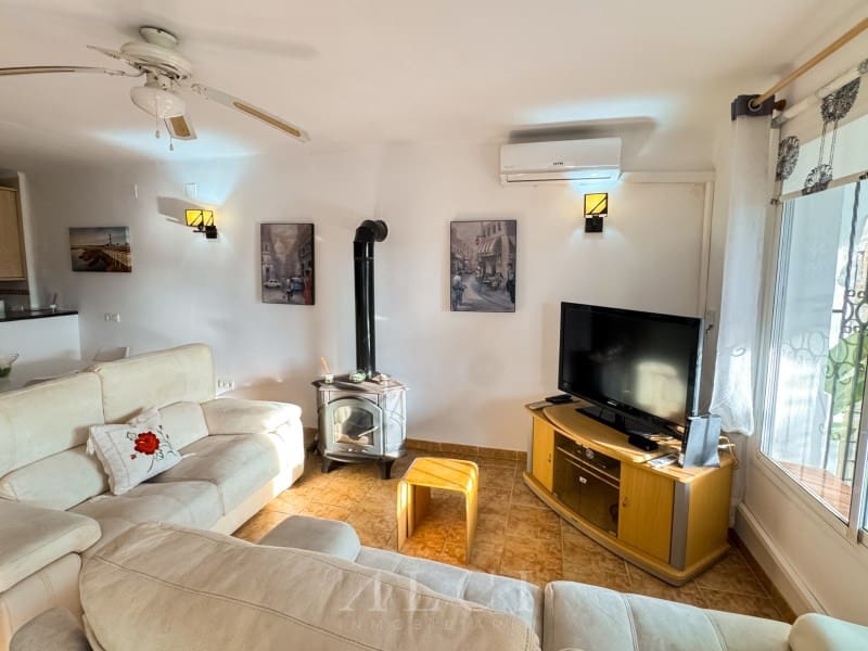 2 soveværelse Byhus til salg i Nerja med garage - € 295.000 (Ref: 9311218)