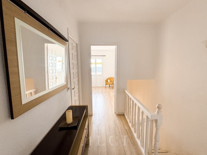 2 soveværelse Byhus til salg i Nerja med garage - € 295.000 (Ref: 9311218)