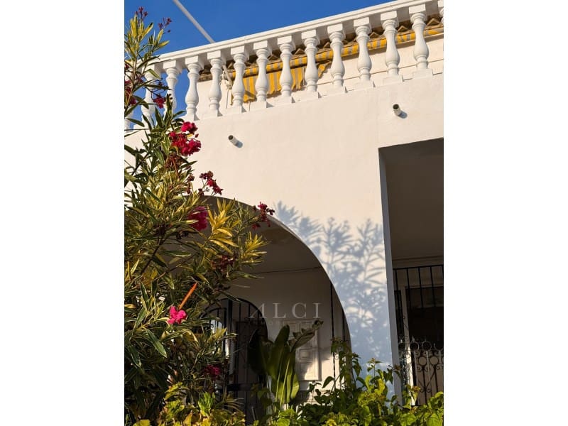 2 soveværelse Byhus til salg i Nerja med garage - € 295.000 (Ref: 9311218)