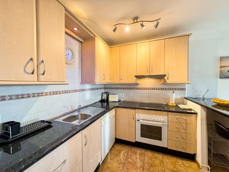 2 soveværelse Byhus til salg i Nerja med garage - € 295.000 (Ref: 9311218)