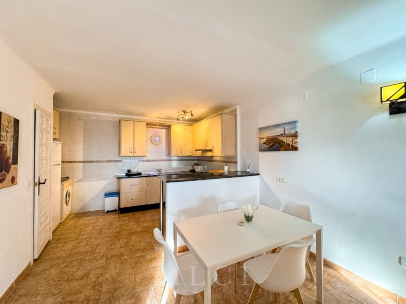 2 soveværelse Byhus til salg i Nerja med garage - € 295.000 (Ref: 9311218)