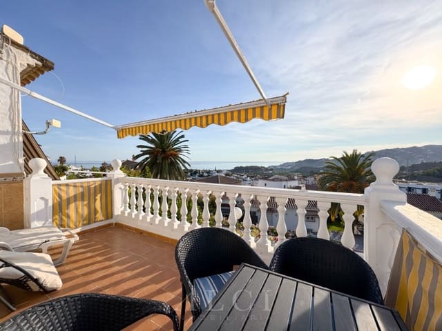 2 soveværelse Byhus til salg i Avda Pescia - Ctra de Frigiliana, Nerja med garage - € 295.000 (Ref: 9311218)