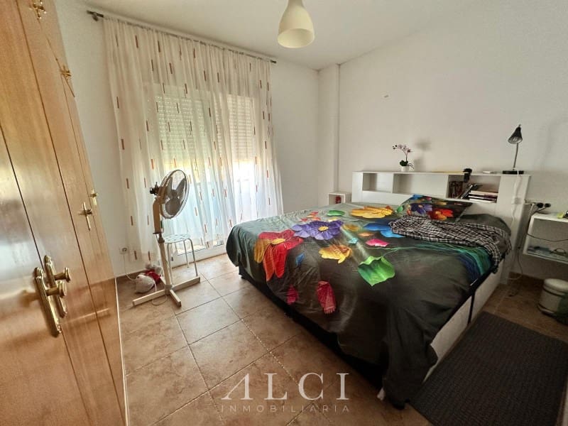 4 bedroom Semi-detached Villa for sale in Vinuela with pool garage - € 290,000 (Ref: 9311223)