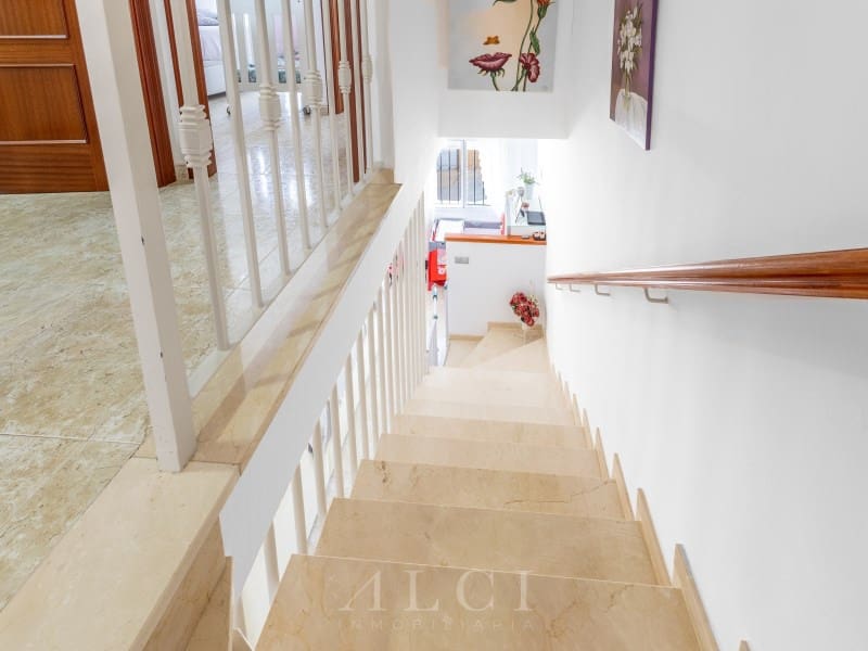 3 bedroom Townhouse for sale in Periana with garage - € 299,000 (Ref: 9311225)