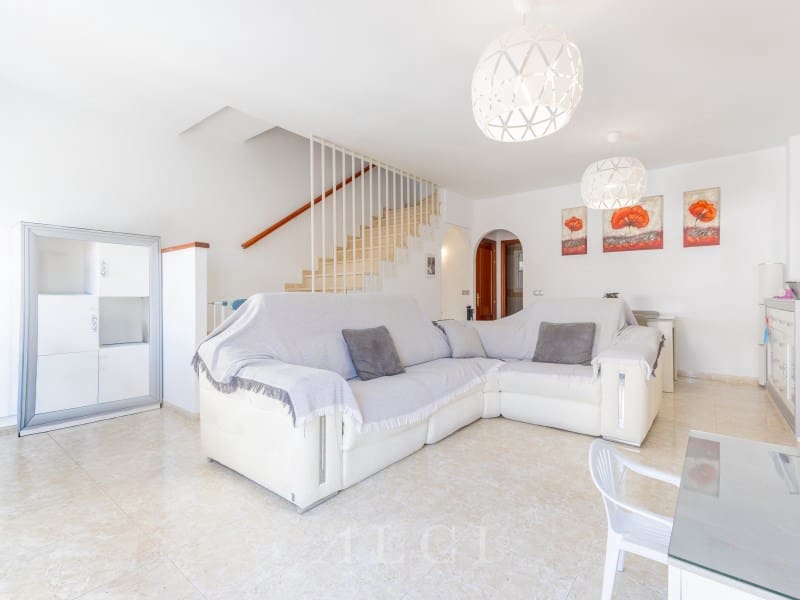 3 bedroom Townhouse for sale in Periana with garage - € 299,000 (Ref: 9311225)