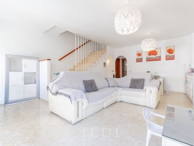 Casa de 3 habitaciones en Periana en venta con garaje - 299.000 € (Ref: 9311225)