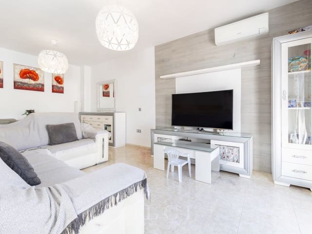 Casa de 3 habitaciones en Periana en venta con garaje - 299.000 € (Ref: 9311225)