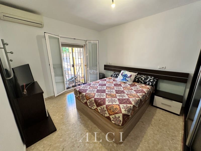 3 slaapkamer Appartement te koop in Velez-Malaga - € 270.000 (Ref: 9311229)