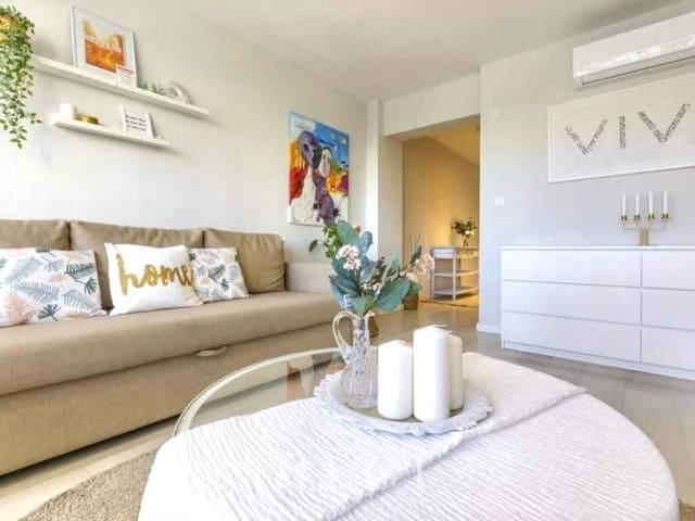 2 soverom Leilighet til salgs i Torre del Mar, Vélez-Málaga - € 320 000 (Ref: 9311230)