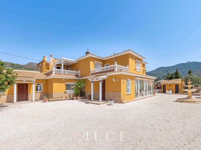 5 quarto Moradia para venda em Alcaucin - 522 000 € (Ref: 9311235)