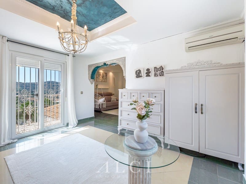 5 quarto Moradia para venda em Alcaucin - 522 000 € (Ref: 9311235)