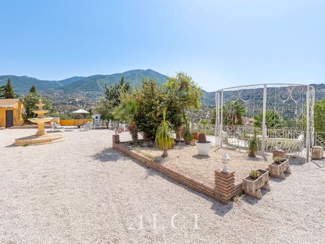 5 quarto Moradia para venda em Venta Baja, Alcaucín - 522 000 € (Ref: 9311235)