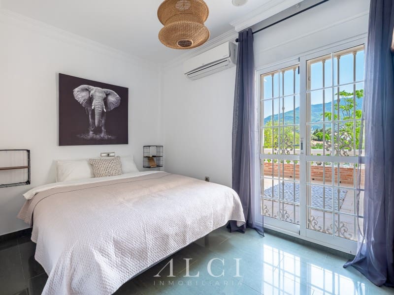 5 quarto Moradia para venda em Alcaucin - 522 000 € (Ref: 9311235)