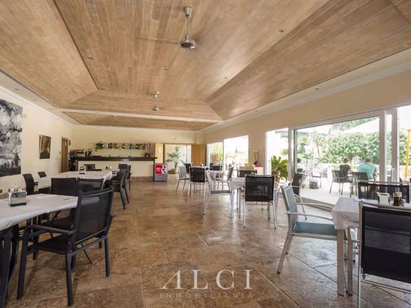 2 soverom Leilighet til salgs i Aloha Golf med svømmebasseng - € 1 200 000 (Ref: 9311272)
