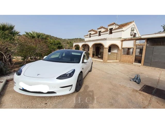 3 bedroom Villa for rent in Residencial Jardin Botanico, Málaga city with pool garage - € 1,990 (Ref: 9347730)