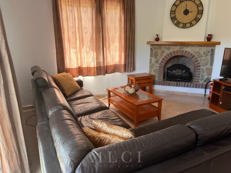 2 sovrum Villa till salu i Alcaucin med pool garage - 285 000 € (Ref: 9759482)