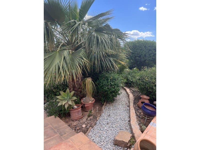 2 sovrum Villa till salu i Alcaucin med pool garage - 285 000 € (Ref: 9759482)