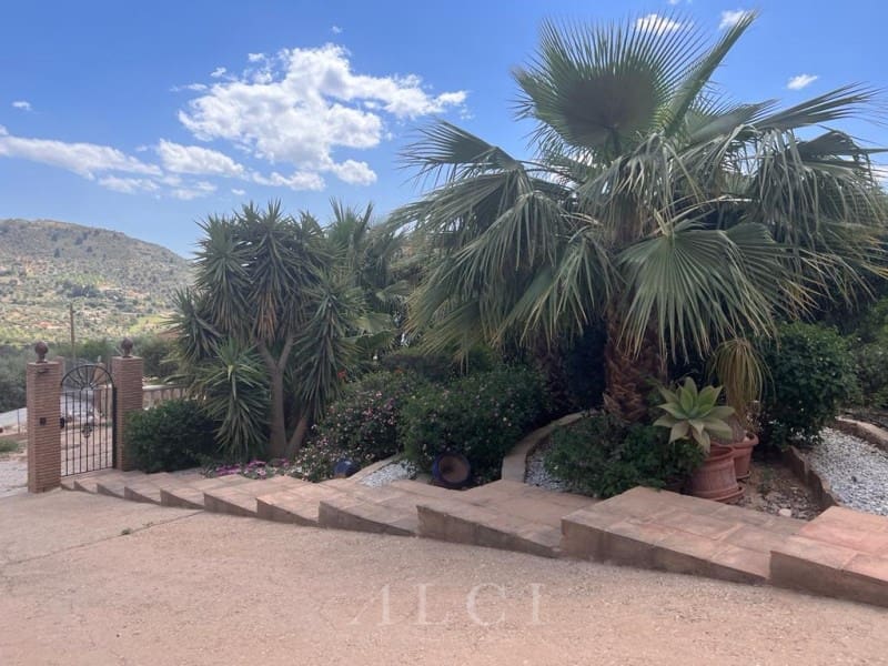 2 sovrum Villa till salu i Alcaucin med pool garage - 285 000 € (Ref: 9759482)