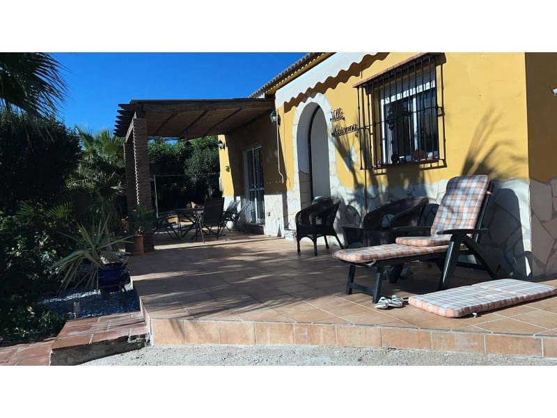 2 sovrum Villa till salu i Alcaucin med pool garage - 285 000 € (Ref: 9759482)