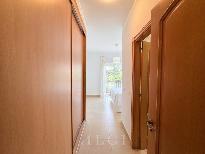 2 soverom Leilighet til salgs i Caleta de Velez med garasje - € 279 900 (Ref: 9759484)