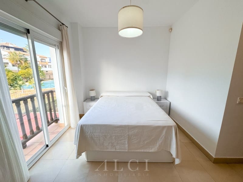 2 soverom Leilighet til salgs i Caleta de Velez med garasje - € 279 900 (Ref: 9759484)