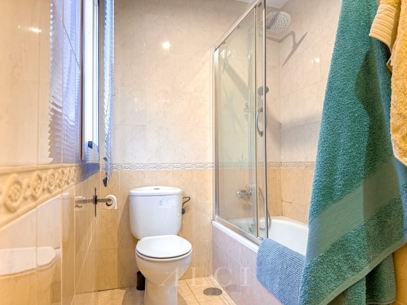 2 slaapkamer Penthouse te koop in La Cala del Moral met zwembad garage - € 440.000 (Ref: 9759485)