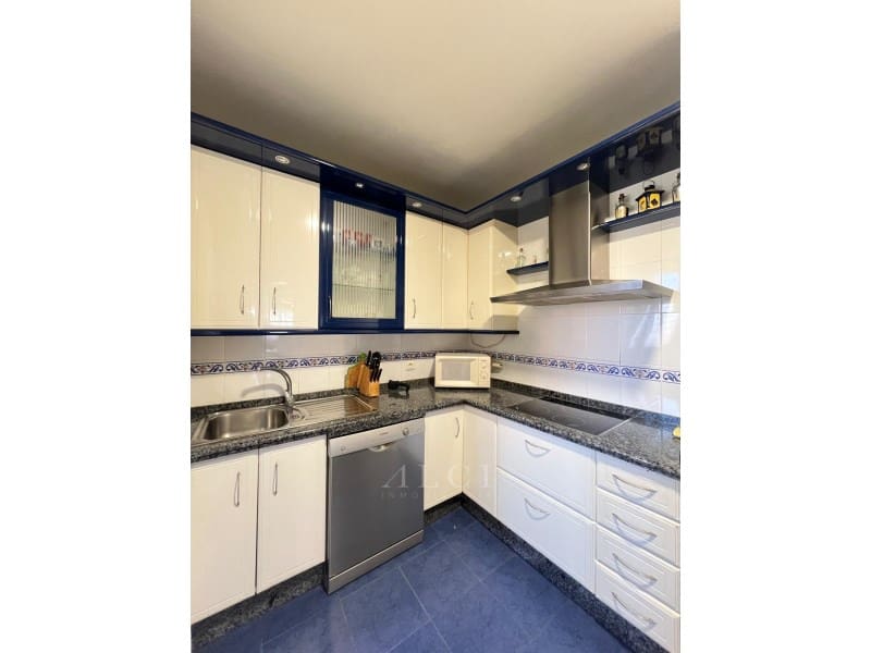 4 soveværelse Lejlighed til salg i Torremolinos med swimmingpool garage - € 449.000 (Ref: 9759487)